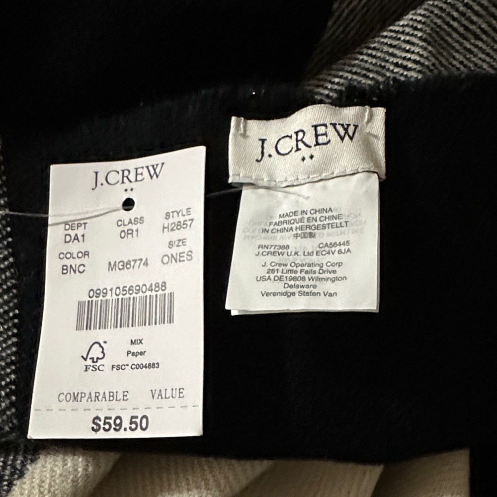 J. Crew Plaid cape-scarf Black/White - NWT - Picture 3 of 4